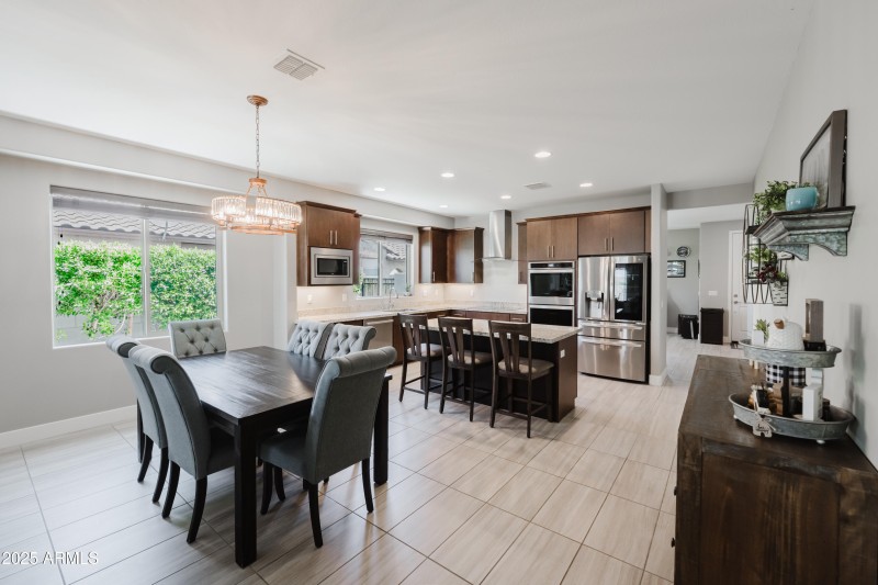 Kitchen and Dining Silverleaf