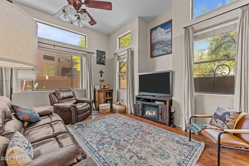 15-web-or-mls-DSC09541