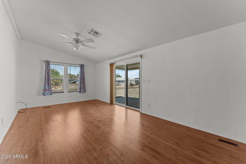 18-web-or-mls-DSC09826