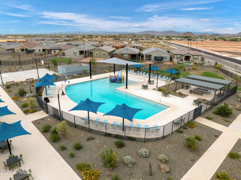 16031 W El Cortez Pl_06