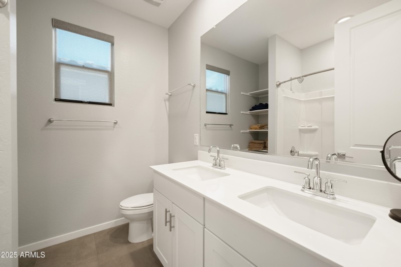 16031 W El Cortez Pl_13