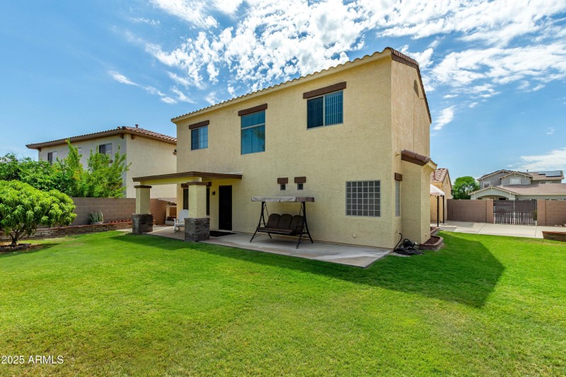 Facetune_17-09-2025-22-21-31