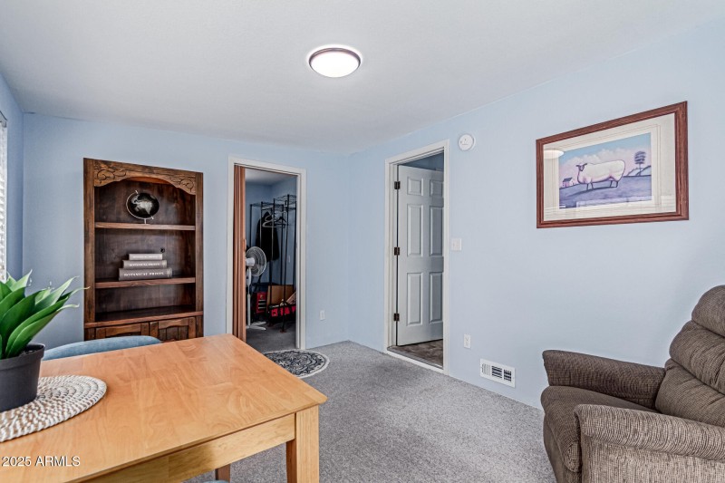 Extra room: bedroom or bonus space