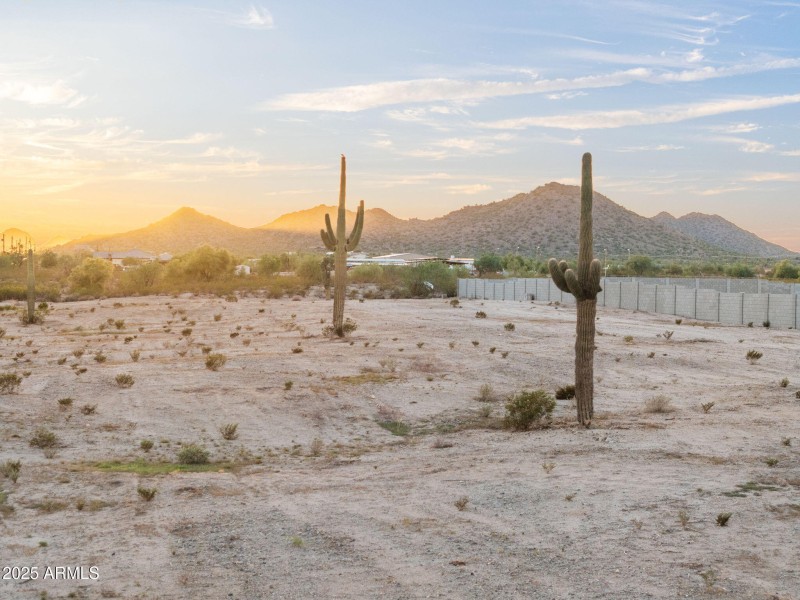 5-web-or-mls-DJI_20250912182701_0070_D