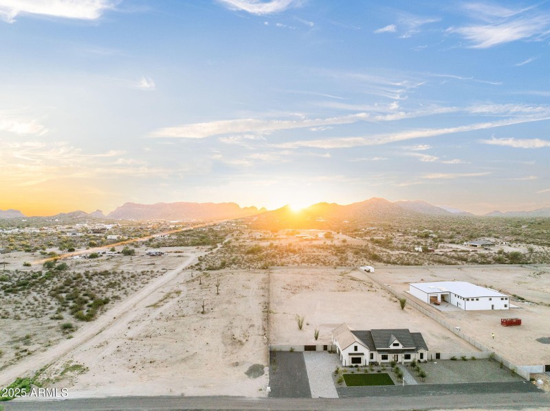 10-web-or-mls-DJI_20250912183013_0085_D