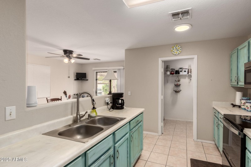 Large walk-in pantry & laundry room