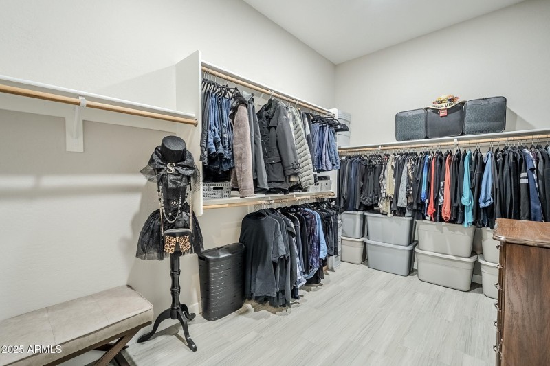 Walk in closet