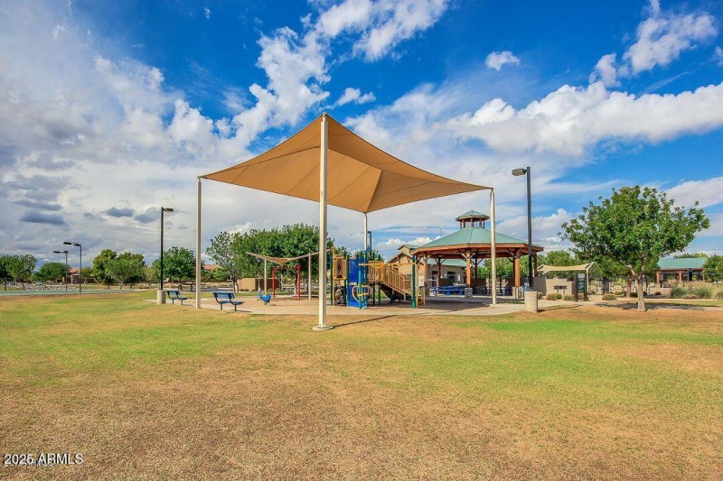 20180727160735752880000000-o