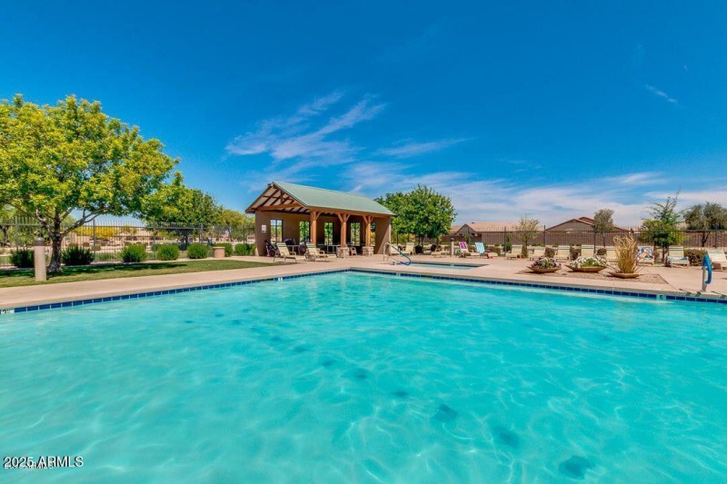 20180727160829614274000000-o