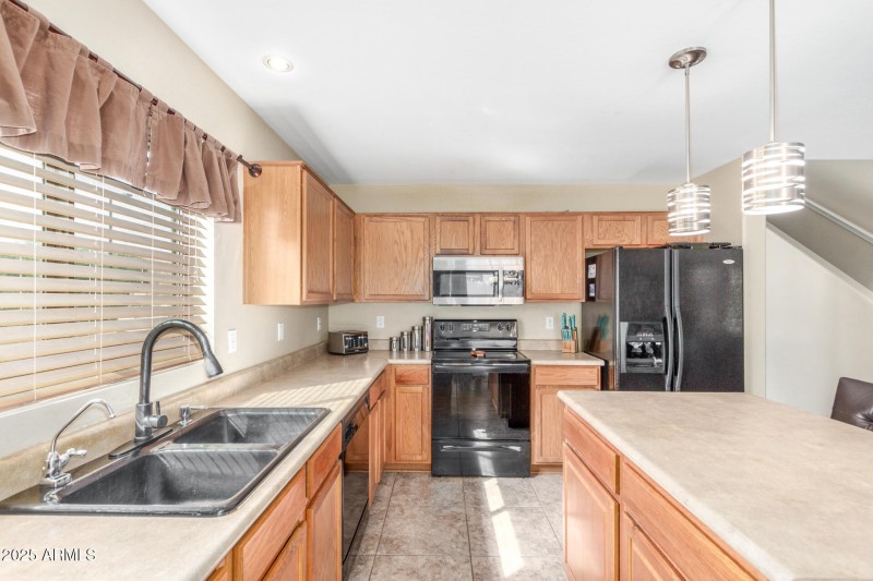 Lots of counter space!