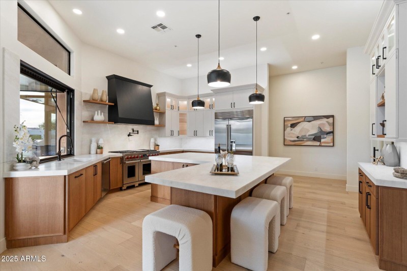 Designer Kitchen Highest End Finishes