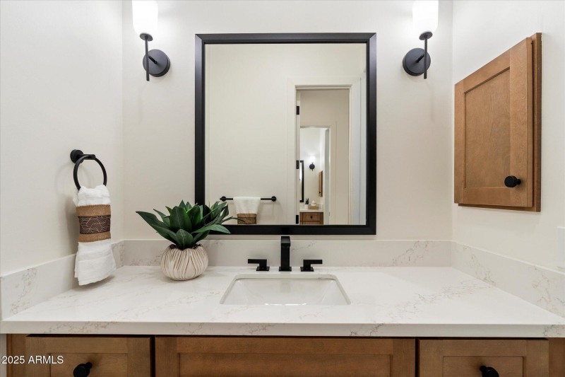 Bedroom 3 Private sink area