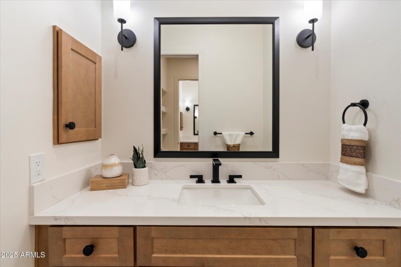 Bedroom 2 Private sink area