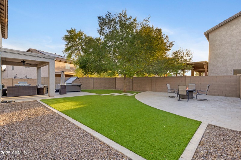 2732 N Monticello Dr-39