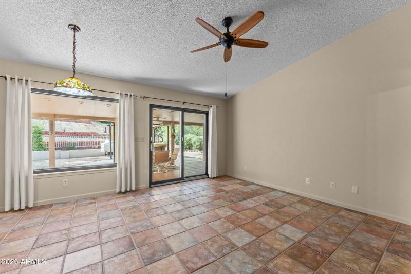 21-web-or-mls-DSC02597