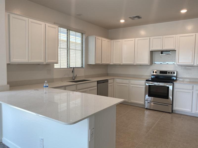 70C80EFA-B2FB-411E-8D5B-8659CF57D876