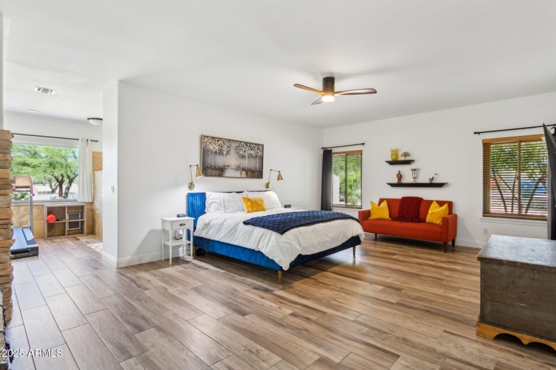 16-web-or-mls-30506-n-60th-st