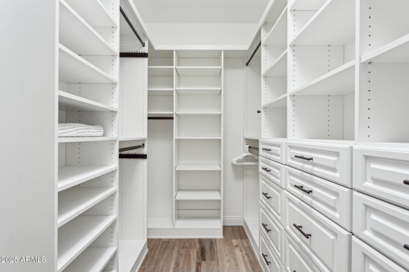 24-web-or-mls-30506-n-60th-st