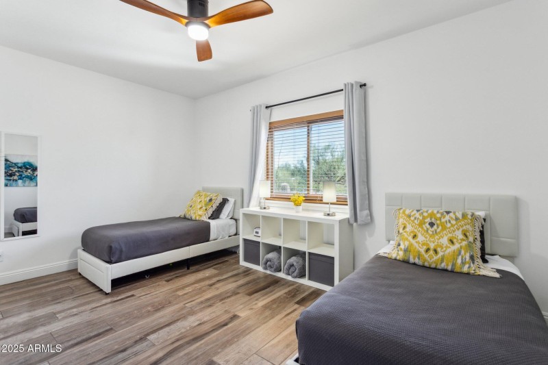 36-web-or-mls-30506-n-60th-st