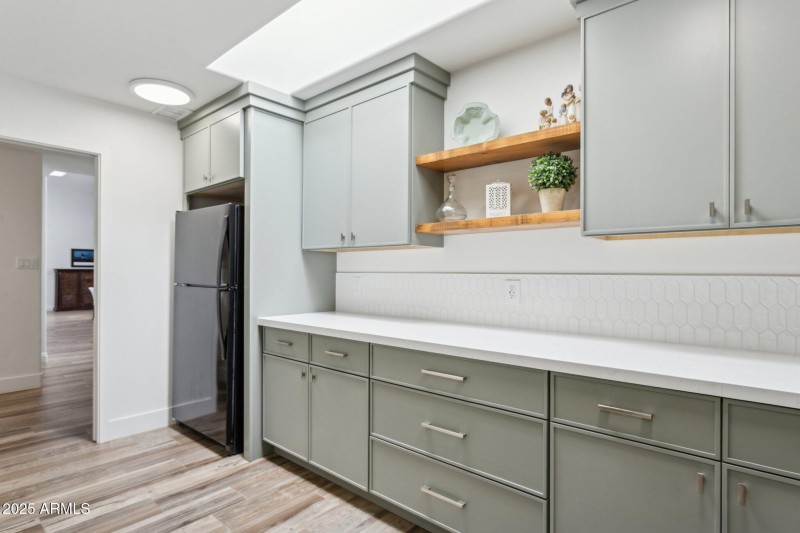 49-web-or-mls-30506-n-60th-st