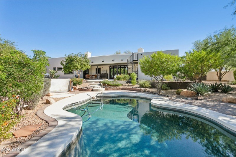 57-web-or-mls-30506-n-60th-st