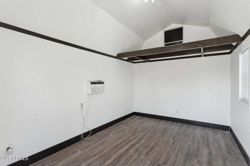 66-web-or-mls-30506-n-60th-st