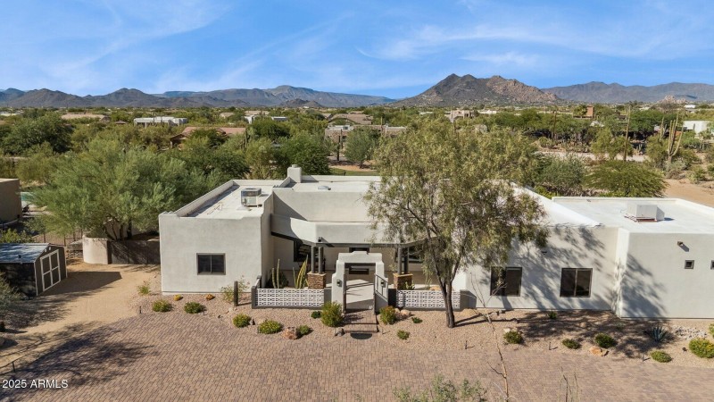 67-web-or-mls-30506-n-60th-st