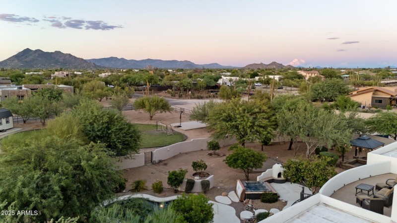 80-web-or-mls-30506-n-60th-st