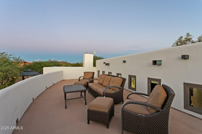 88-web-or-mls-30506-n-60th-st