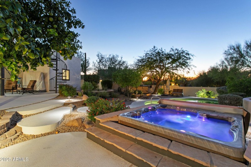 98-web-or-mls-30506-n-60th-st