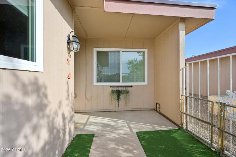 5-web-or-mls-N 98th Ave G-S1809-005