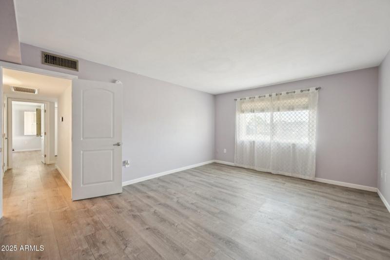 22-web-or-mls-N 98th Ave G-S1809-022