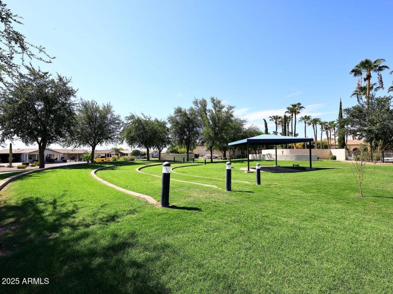 Master Pic - Dolce Vita-Pavilion (1)