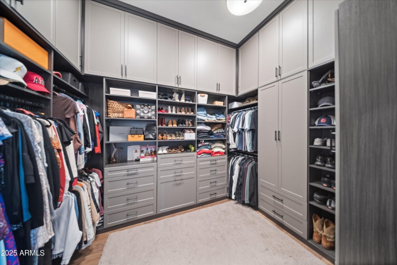 38-Large Custom Closet