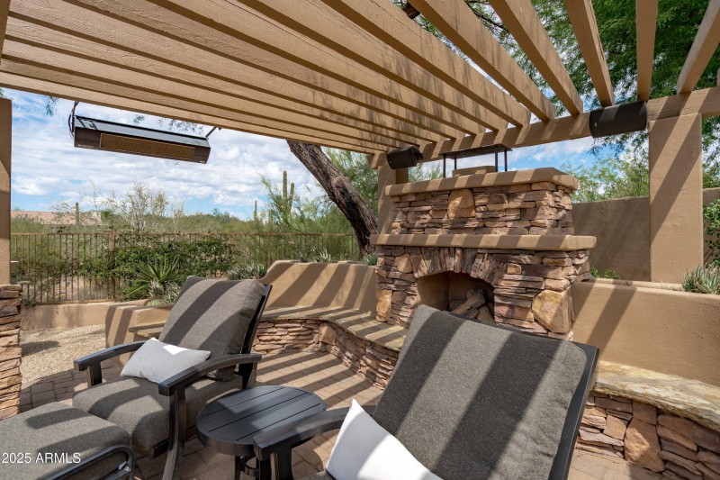 73-BBQ and Fireplace Area