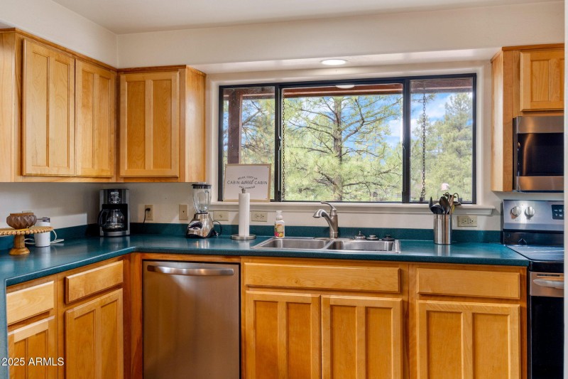 1057LakeShoreDr-PinetopLakeside-AZ-12