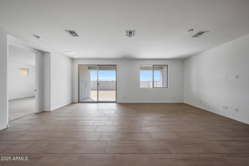 PHX_Landmarke_Lot 1066_Azure_779_Greatro