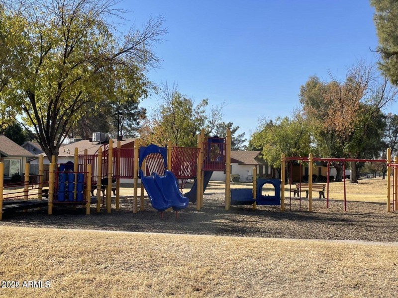 20241218235530760970000000-o