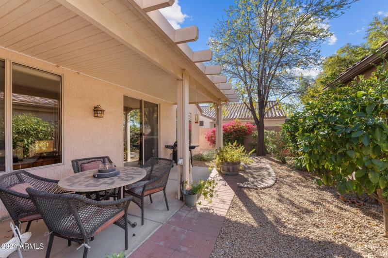 19558 N Desert Garden Dr