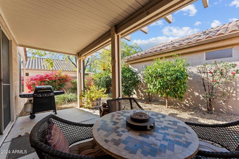 19558 N Desert Garden Dr