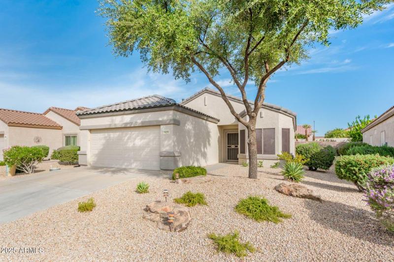 16252 W Cactus Valley Ln - MLS-4