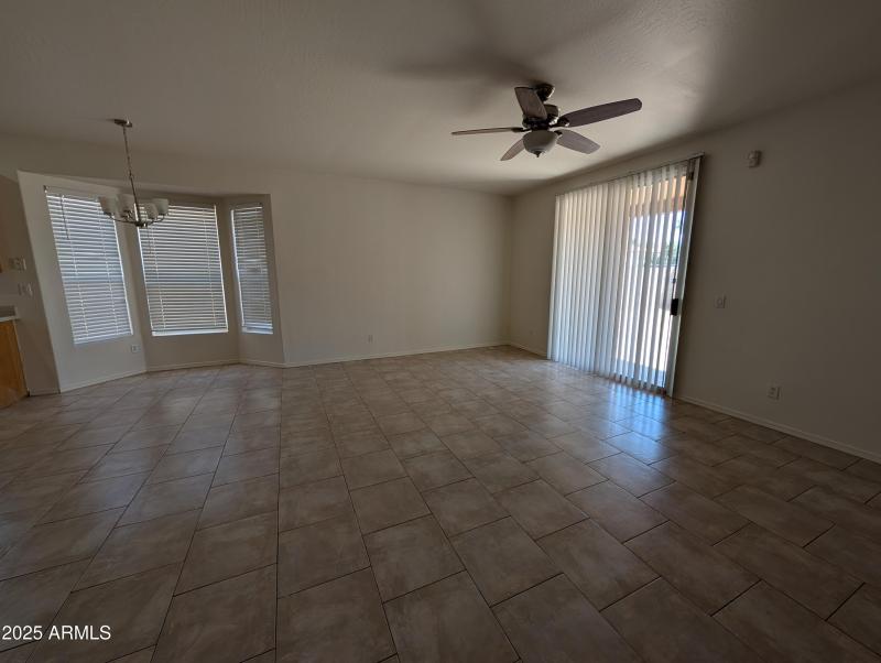 PXL_20250916_202844143