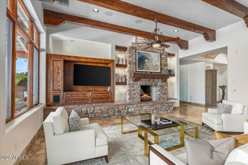 11-Living Room Staged