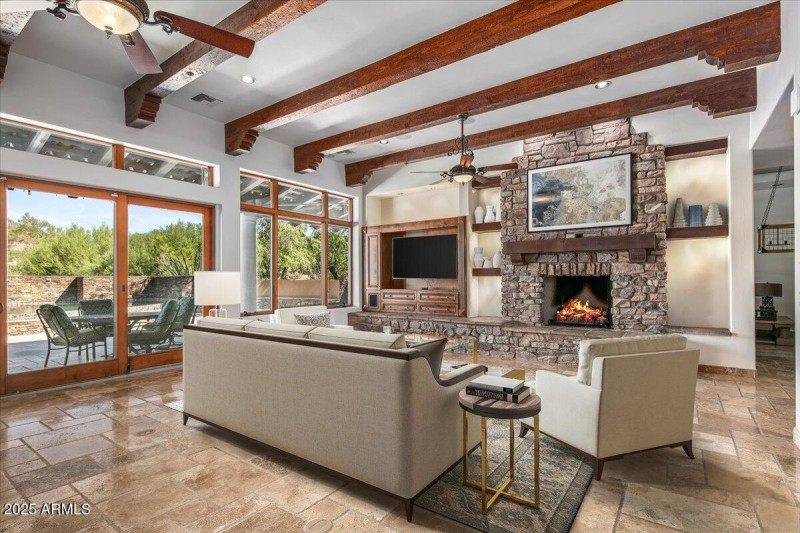 12-Living Room Views Staged