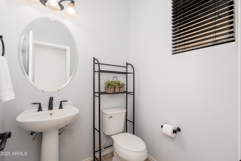 2-print-12110 W Rowel Road, 07-25 - 02