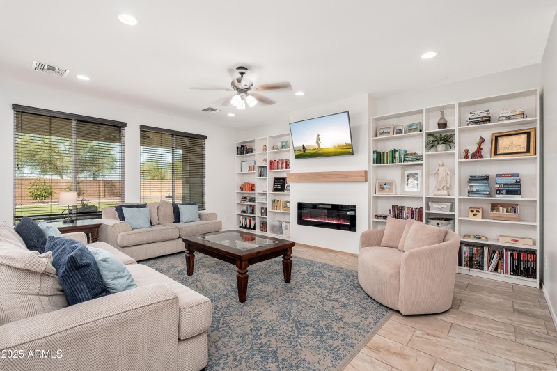 3-print-12110 W Rowel Road, 07-25 - 03