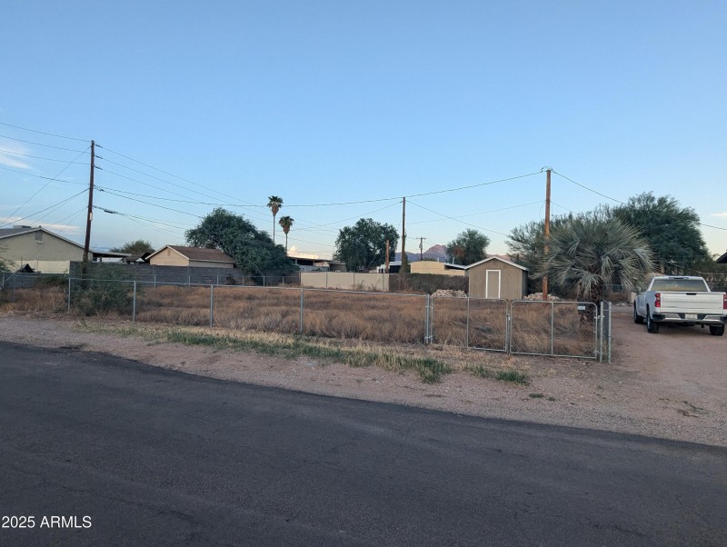 PXL_20250908_011611200