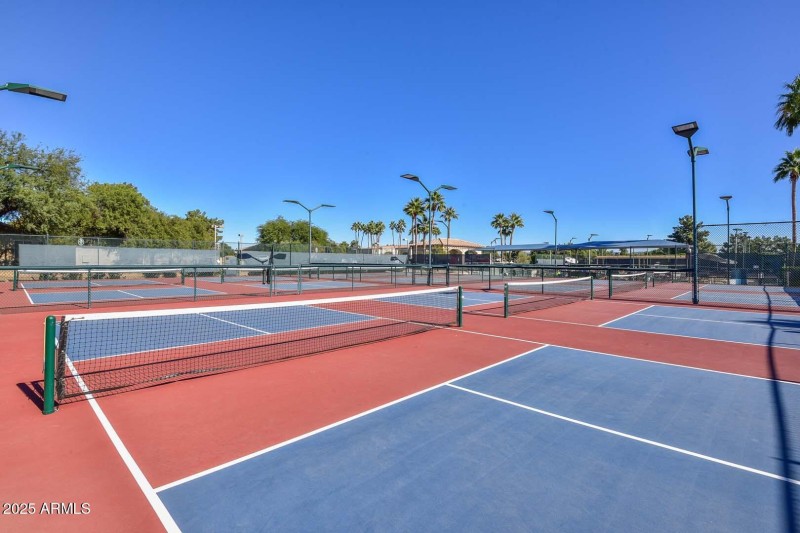 The Vista-Pickle Ball Courts