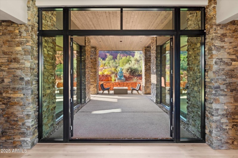 Courtyard to Back Patio