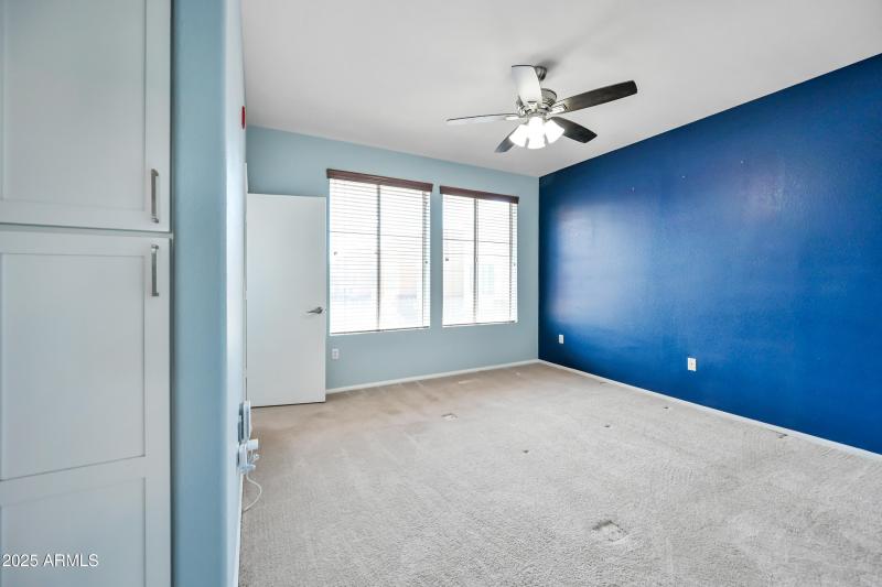 19-6745N93A1158-ocupix